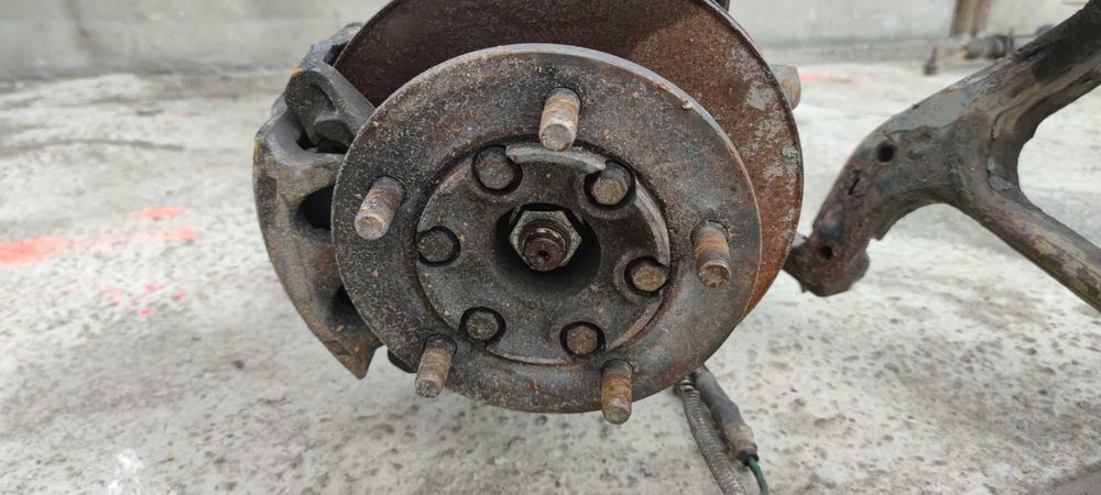 Renault Master I Sanki Belka Przód Przednia Trawers Kołyska