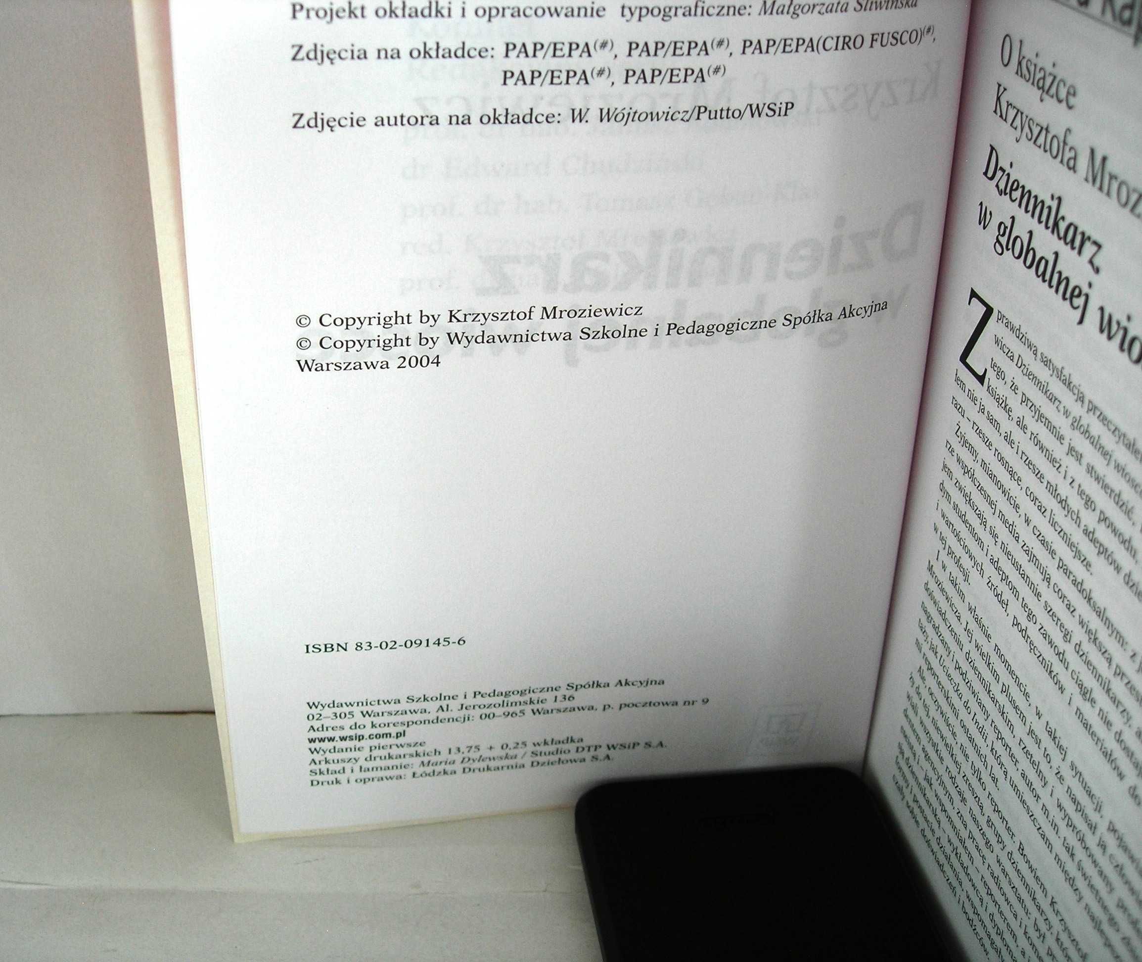 Książka "Dziennikarz w globalnej wiosce" Krzysztof Mroziewicz
