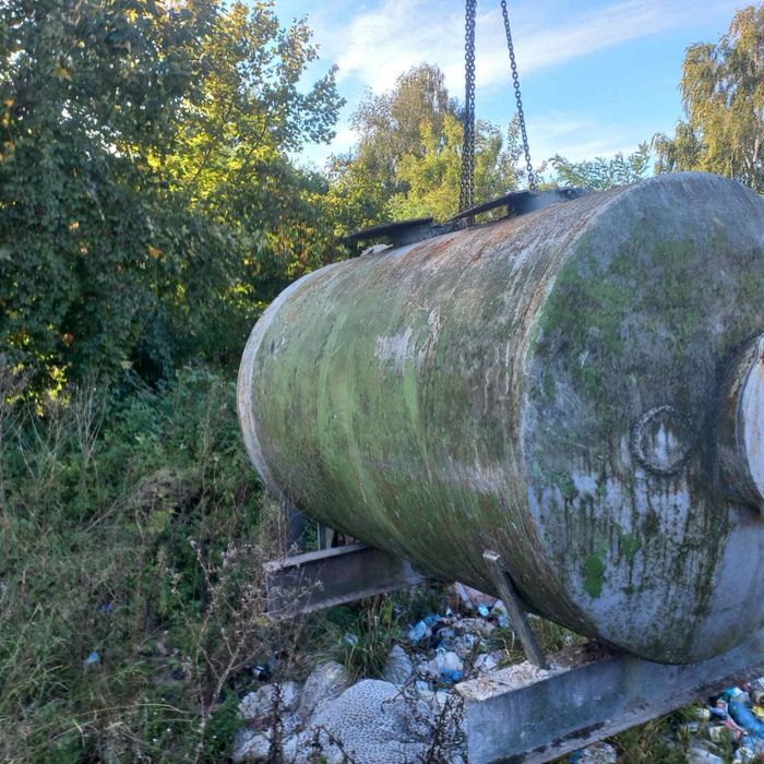 Бочка велика металева в хорошому стані