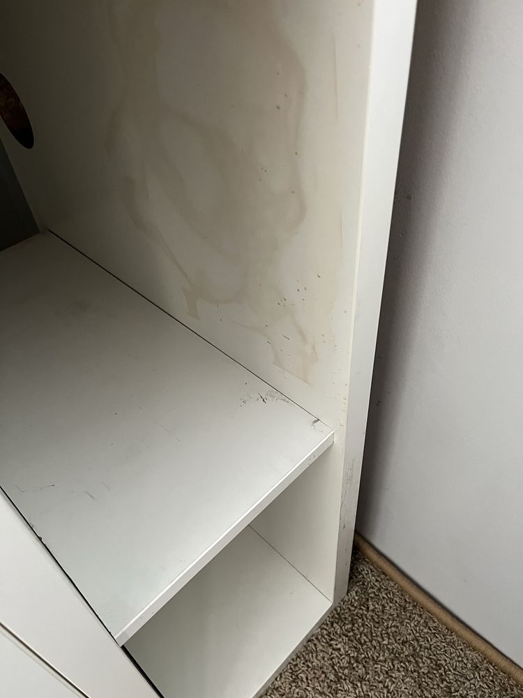 Biurko ikea biale i krzeslo ikea rezerwacja do jutra godzina 12
