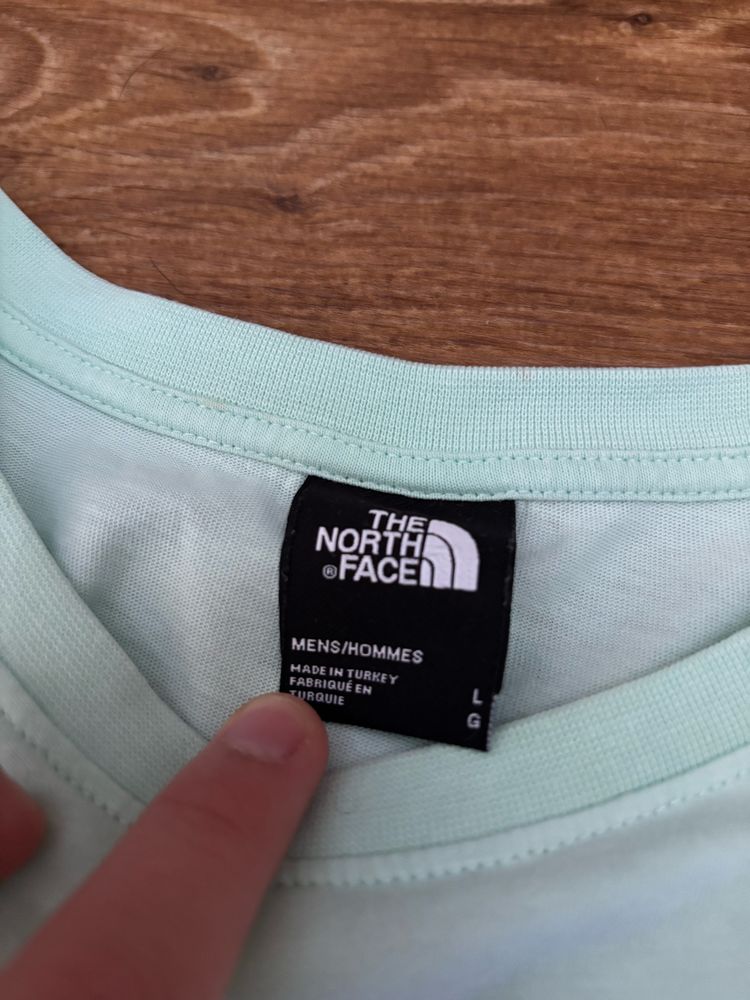 Футболка the north face