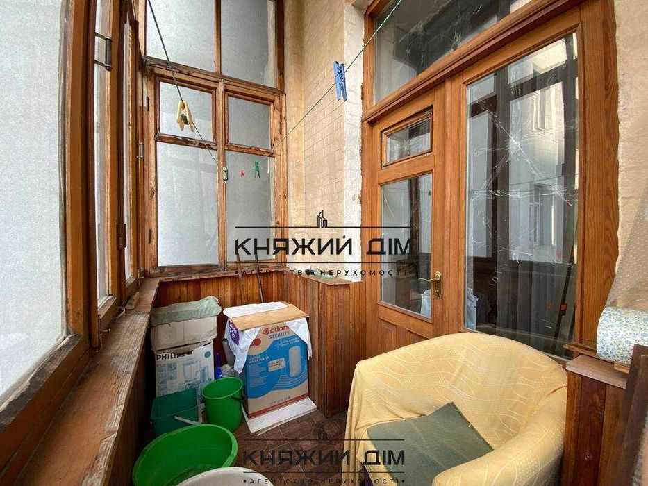 Продаж 3 кімнатна квартира м. Олімпійська КОД 21147044