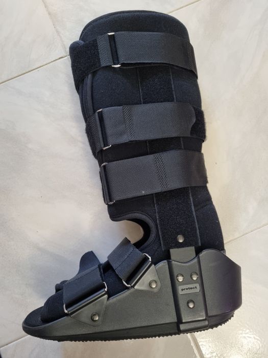 Bota ortopedica walker com 10 dias de uso