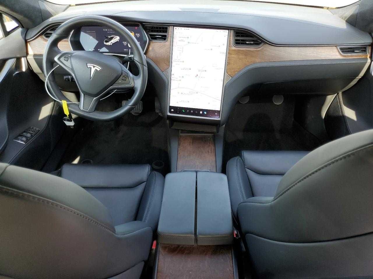TESLA MODEL S 2021 року випуску