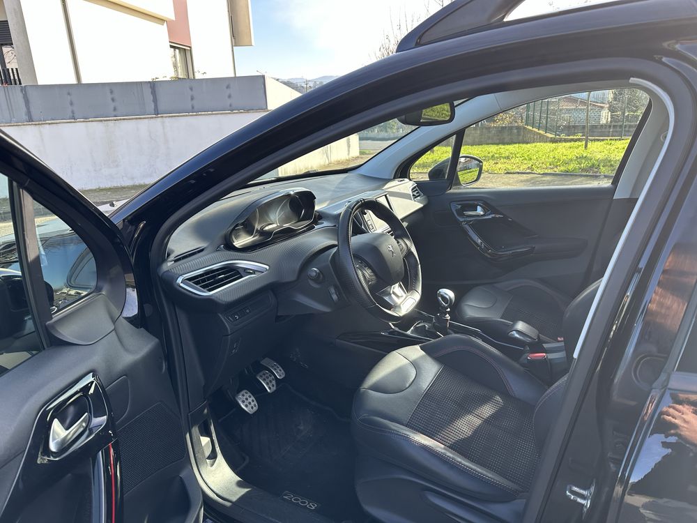 Peugeot 2008 GTline 1.2 130cv