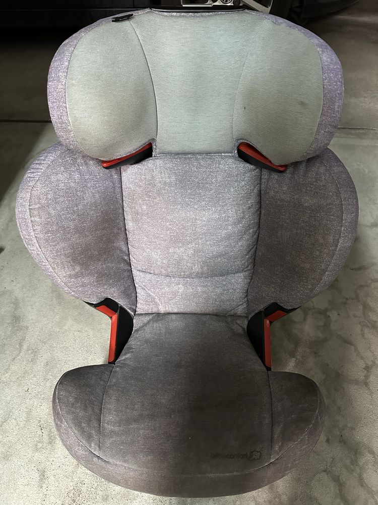 Cadeira auto Bebeconfort com isofix