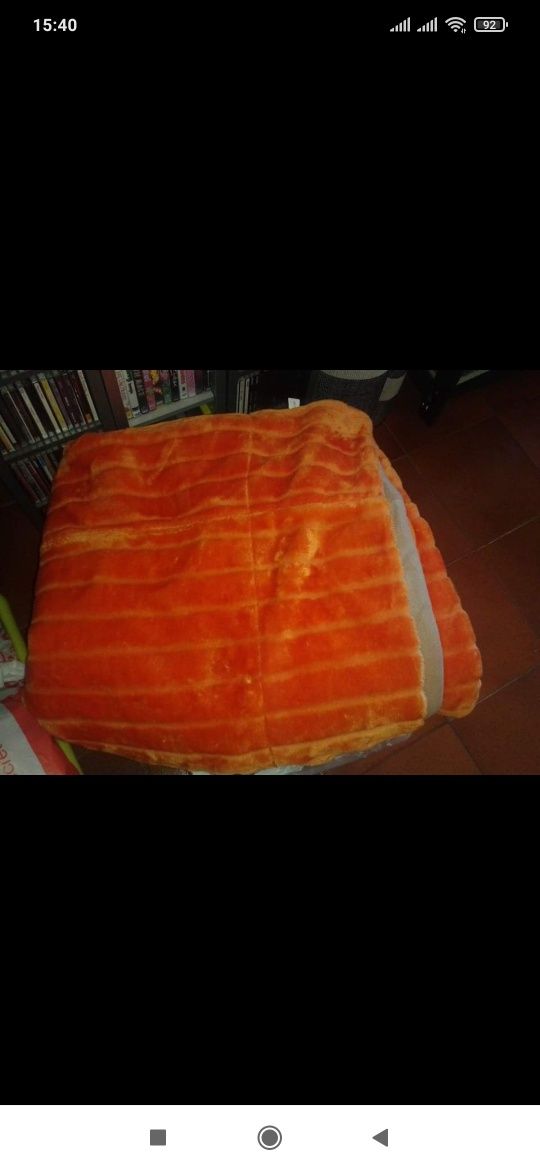 Manta grossa tipo cobertor para cama de casal
