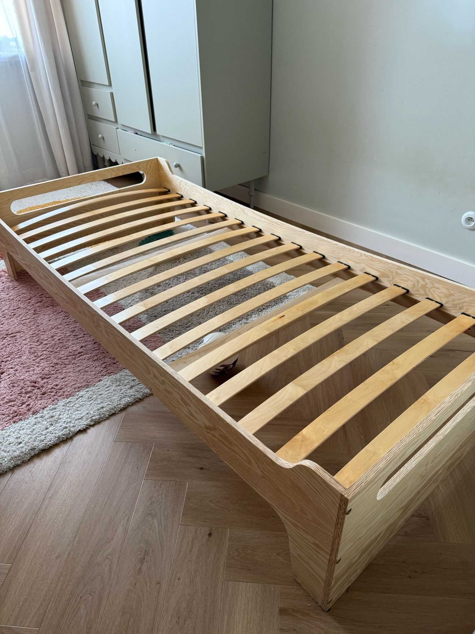 Łóżko dziecięce TILA 10 +szuflada z żeberkami 90x200 NATURALNE