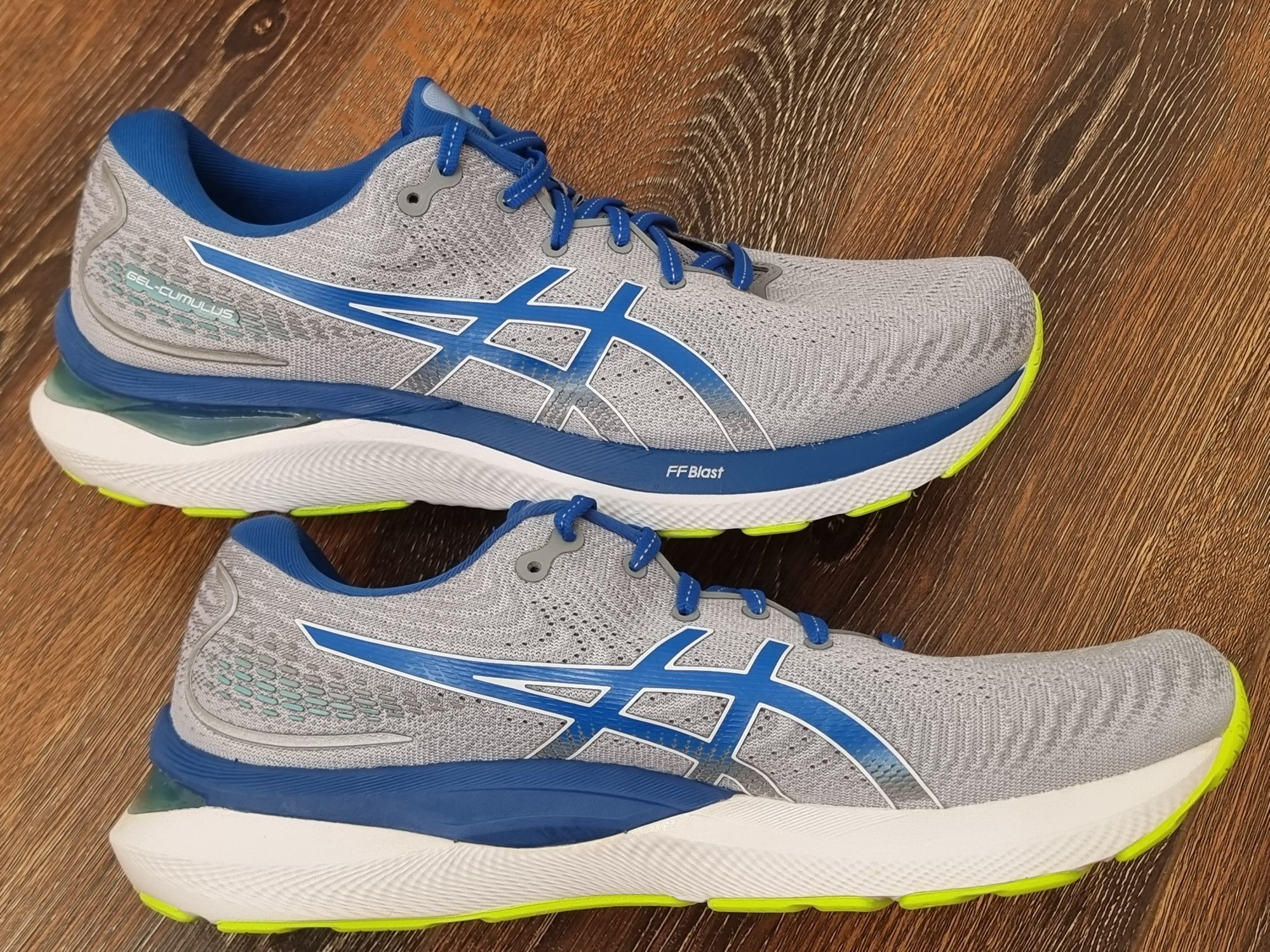 Оригінал 100% кросівки чоловічі asics comulus 24  euro 46