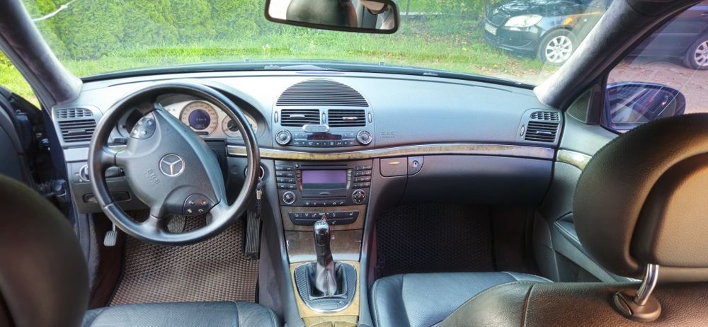 Мерседес W 211 2003 року. механіка