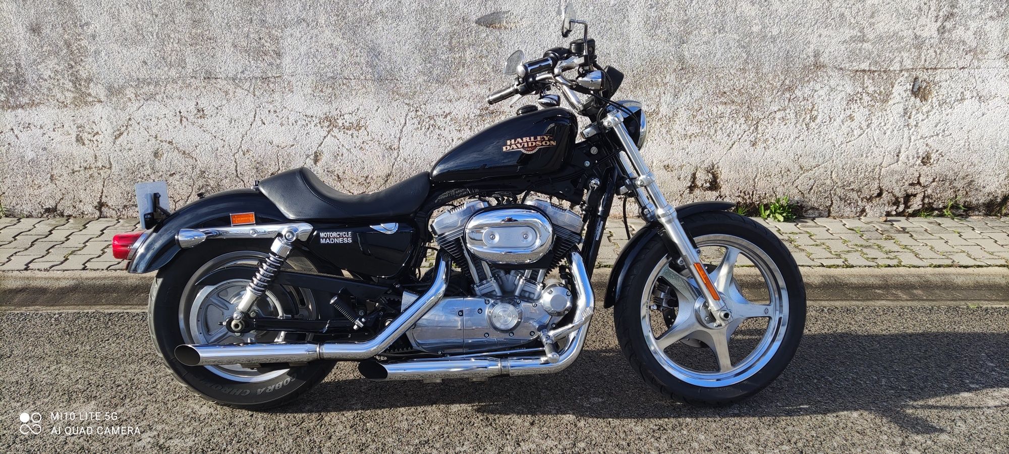 Harley Davidson 883