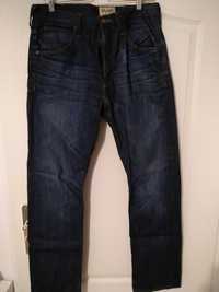 Spodnie jeans Wrangler W32 L32