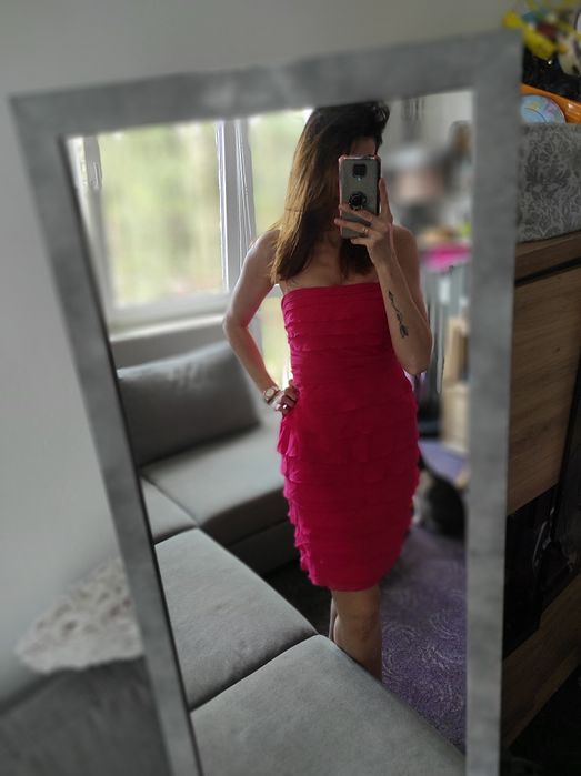 Różowa sukienka ołówkowa S/M