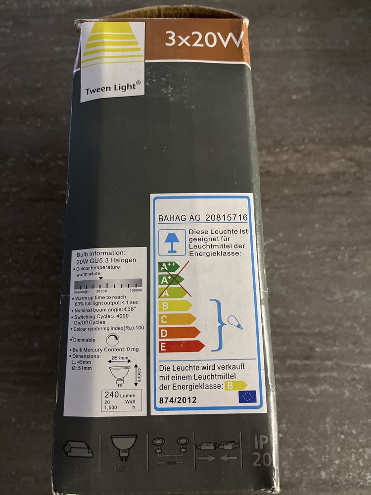 Zestaw 3 lamp halogenowych