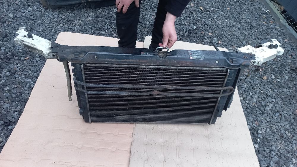 VW transporter t4 lift 1.9 pas przedni czołówka chłodnice