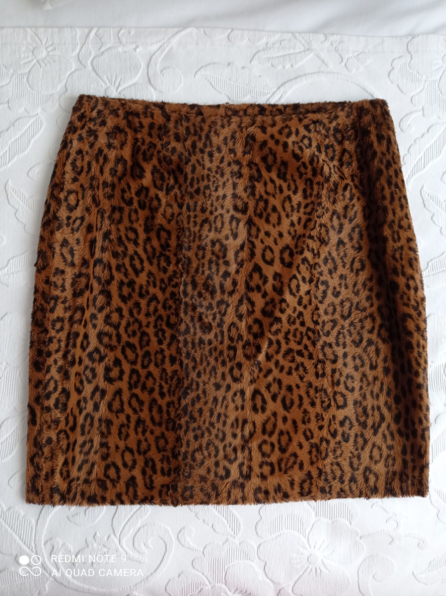 Saia estampado leopardo