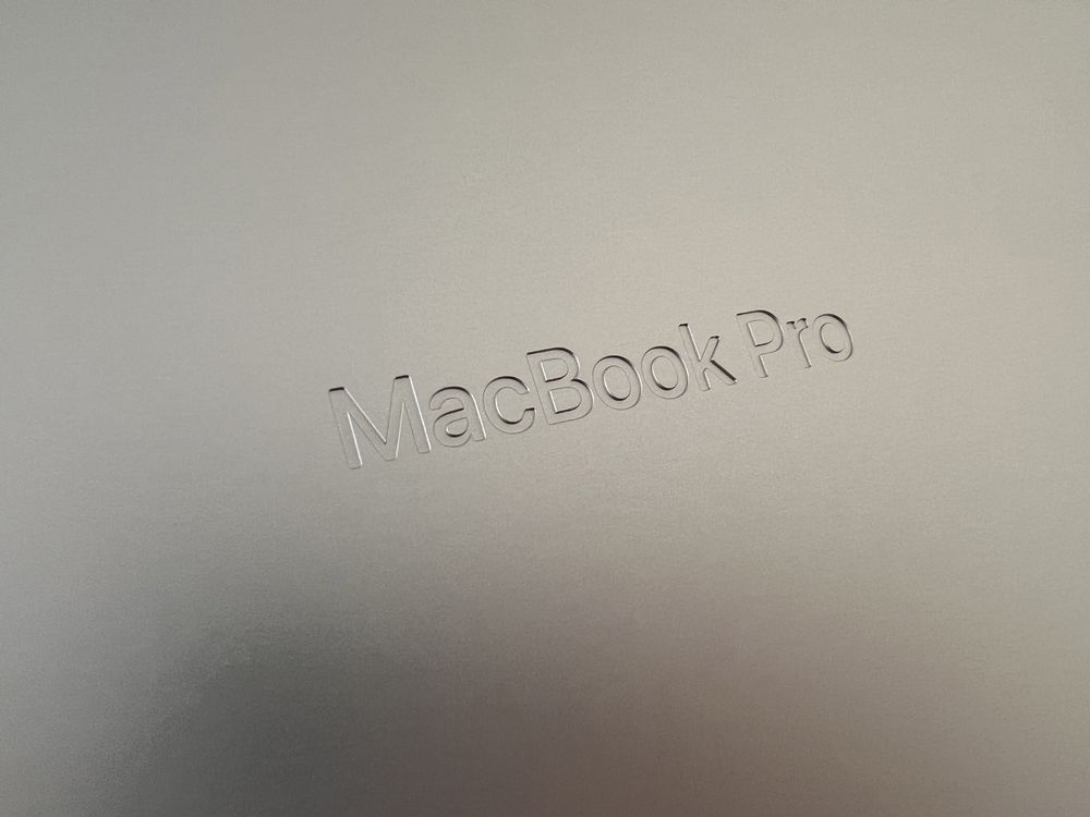 Apple Macbook Pro 14 1TB M1 Pro