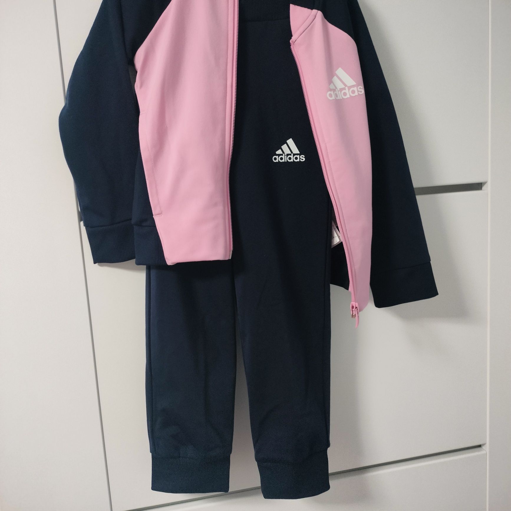 Dres dziewczęcy adidas