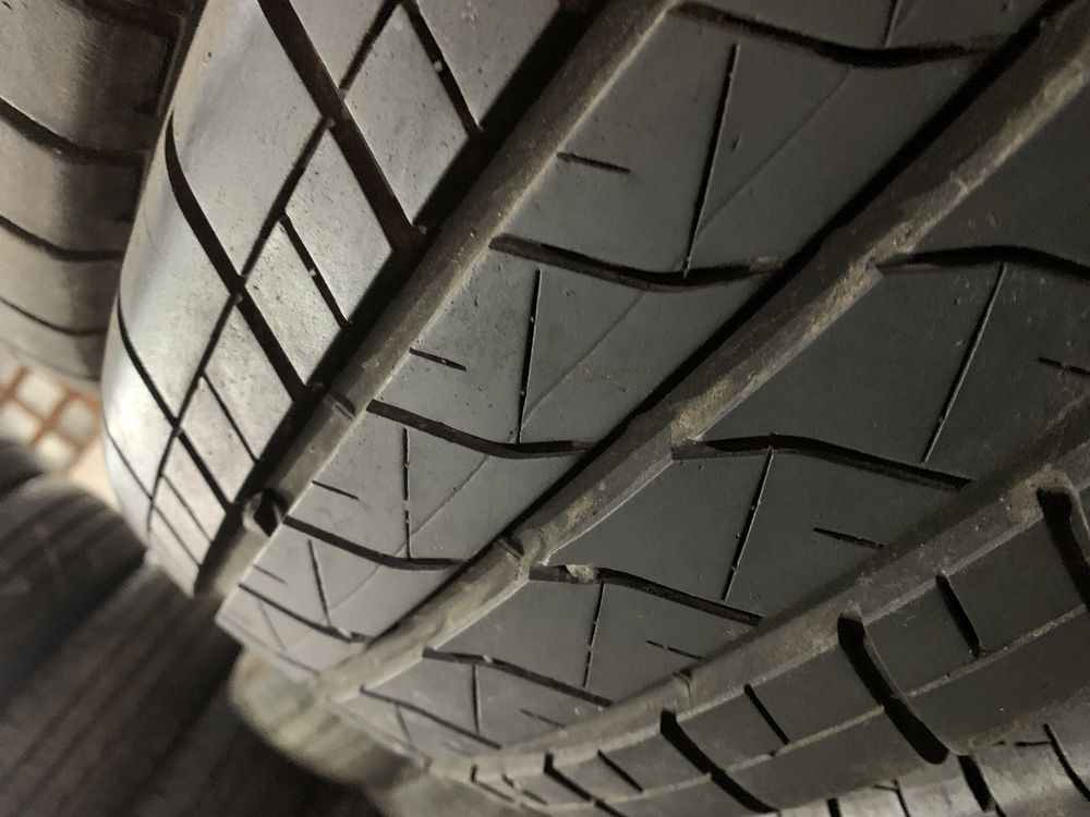 Шины б/у лето 205/65-15с Bridgestone Duravis