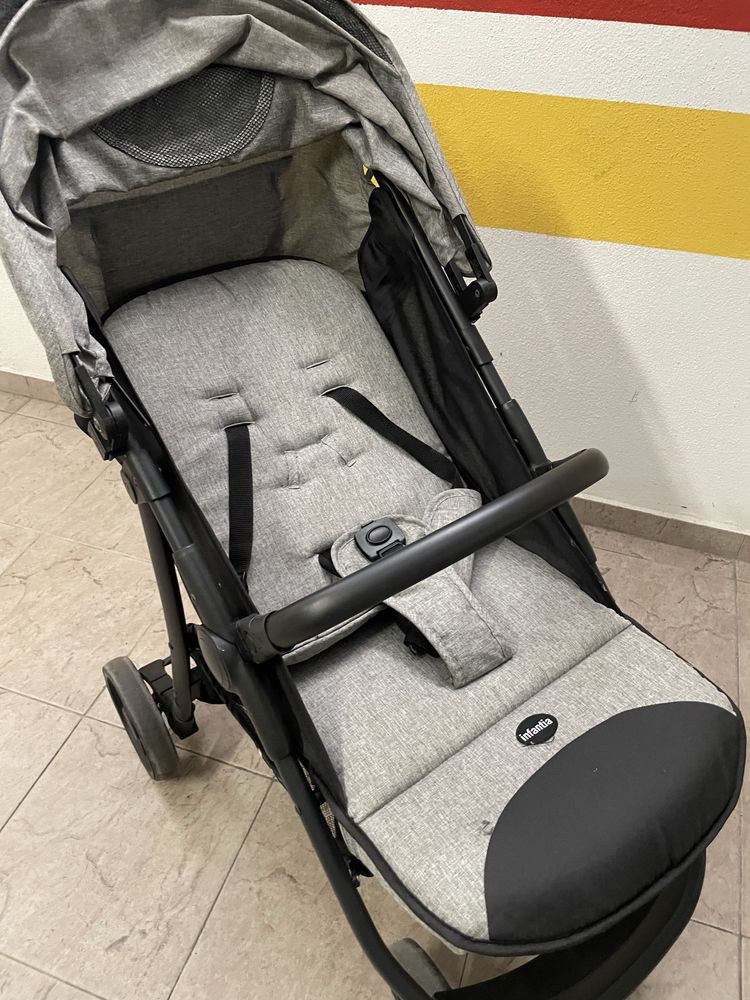 Carrinho de bebe infantia
