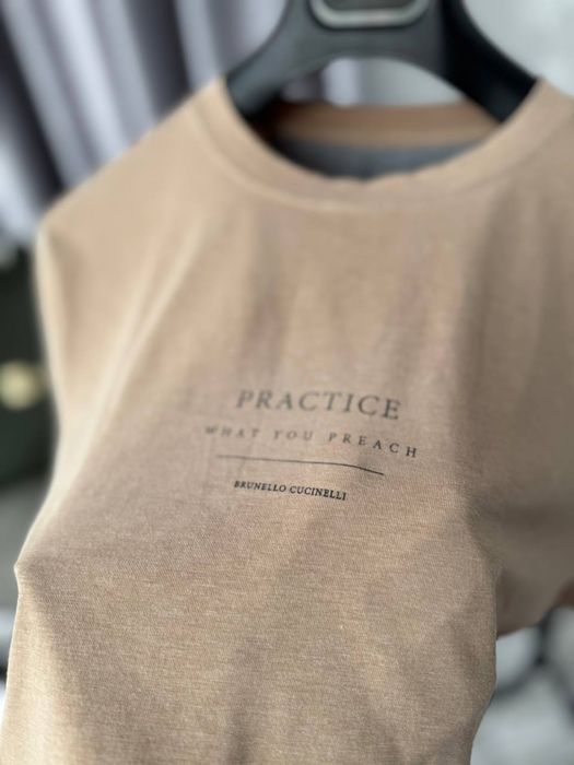 Футболки Brunello Cucinelli