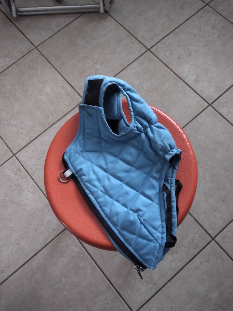 Kurtki zimowe dla małego psa 6 kg.
