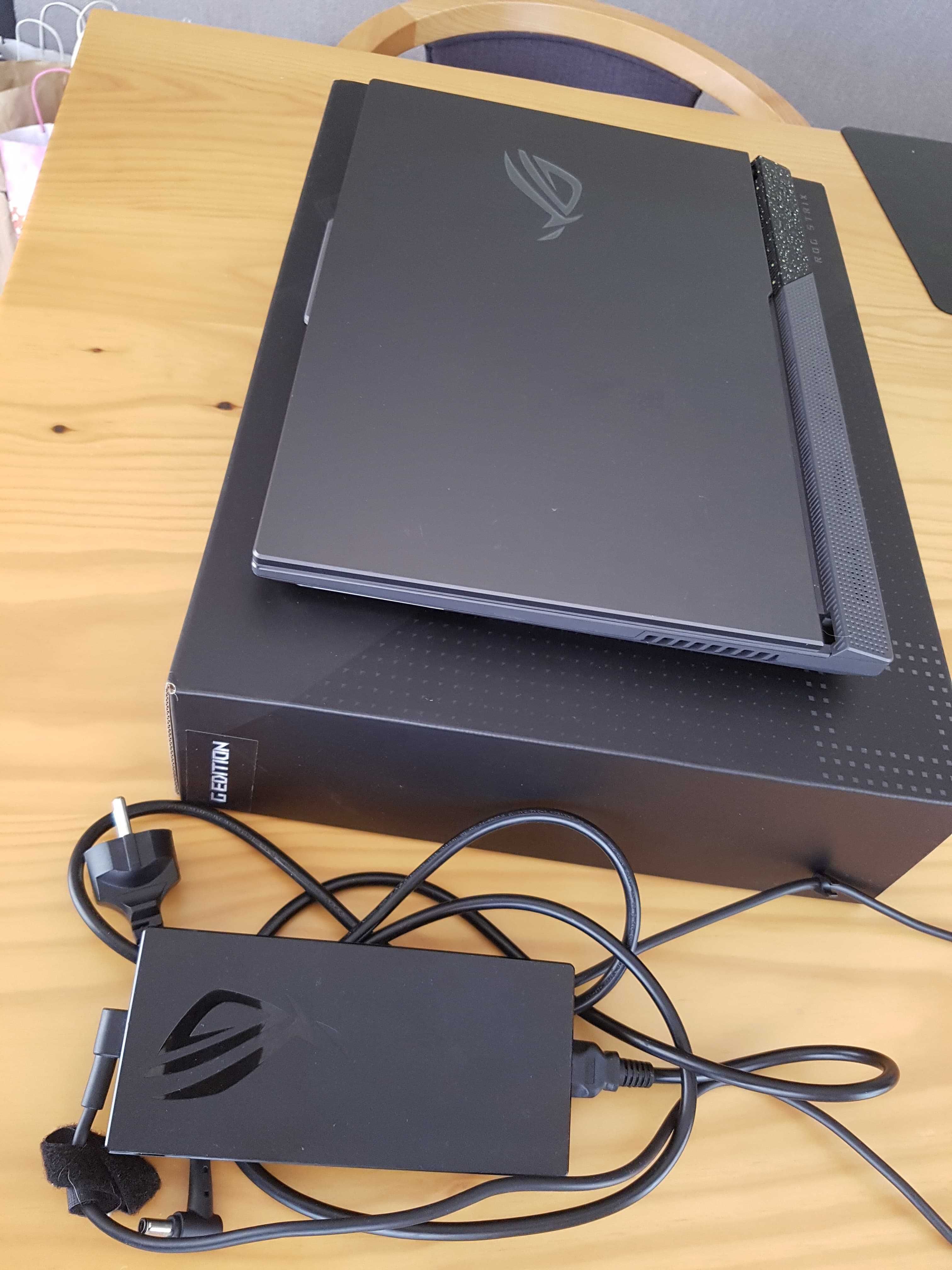 Asus ROG Strix G713P Ryzen 9 7045HX 1TB SSD 32GB rtx4060 8GB garantia