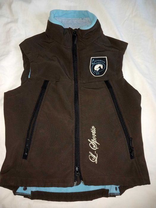 Безрукавка, жилетка кінна