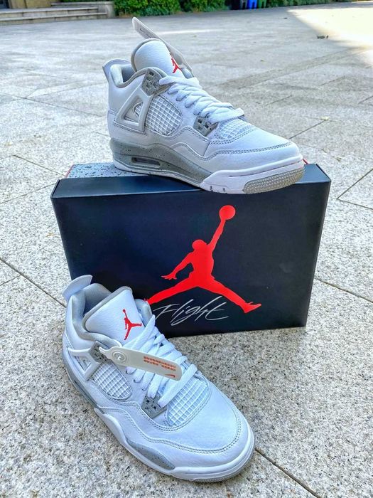 Buty meskie Mokasyny Jordan_4_Retro_Tech_White_Oreo_R.39