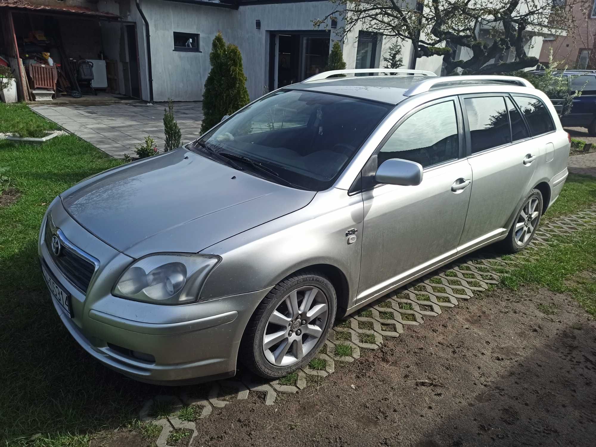 Toyota Avensis 2.0 D, kombi,alu,elektryka,klimatronik