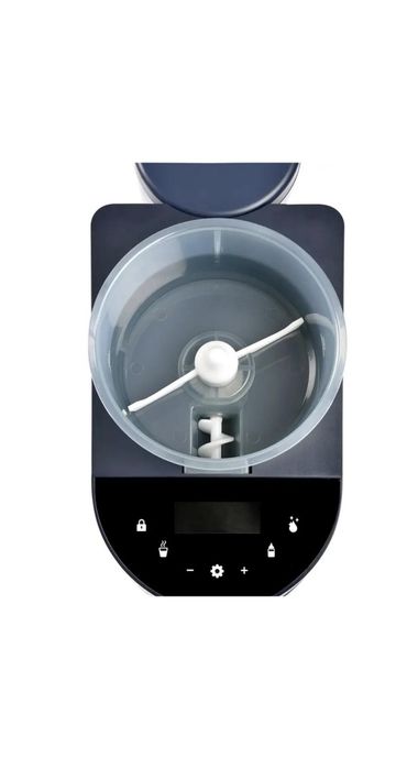 Машинка для приготування дитячої суміші.