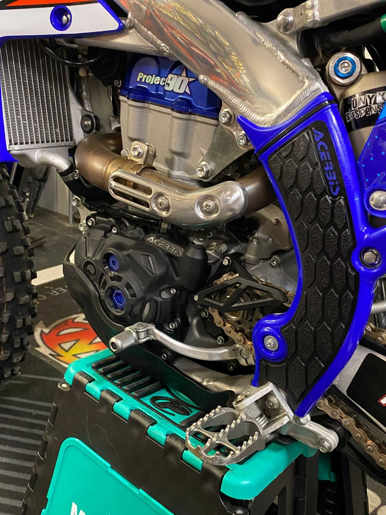 Yamaha Yzf 450 YZ450f Nowy model 23 Mały przebieg Idealna