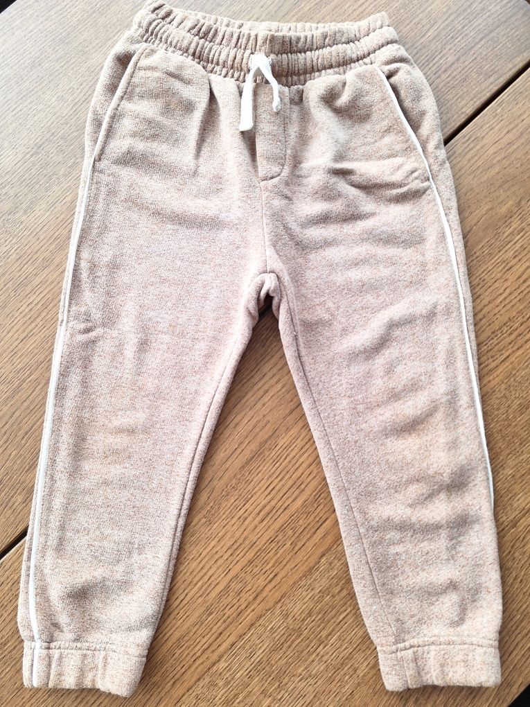Lote roupa 6-8 anos, como nova, boas marcas.