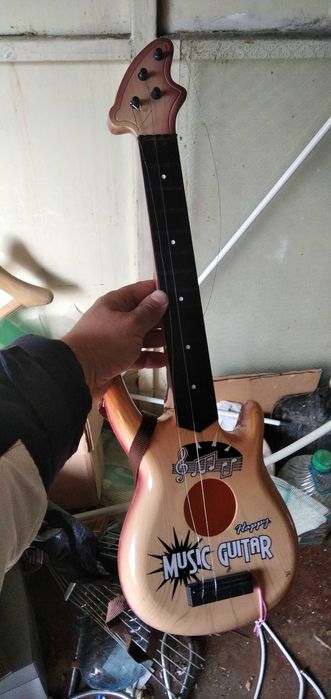 Гитара детская игрушечная