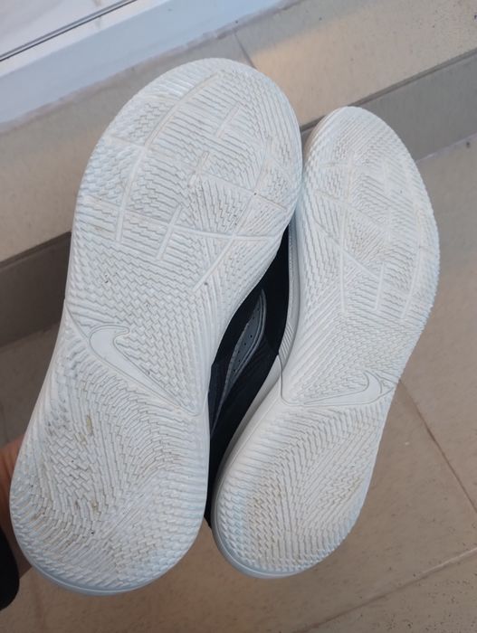 Футзалки Nike Streetgato 36р (23см). Футзалки унісекс