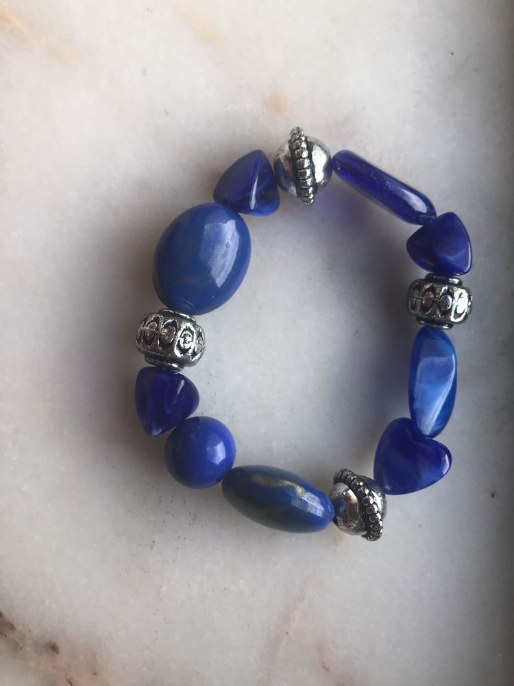 Pulseira em tons de azul