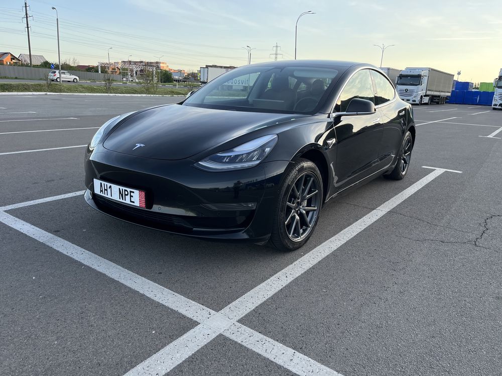 Tesla Model 3 Long Range Dual Motor
