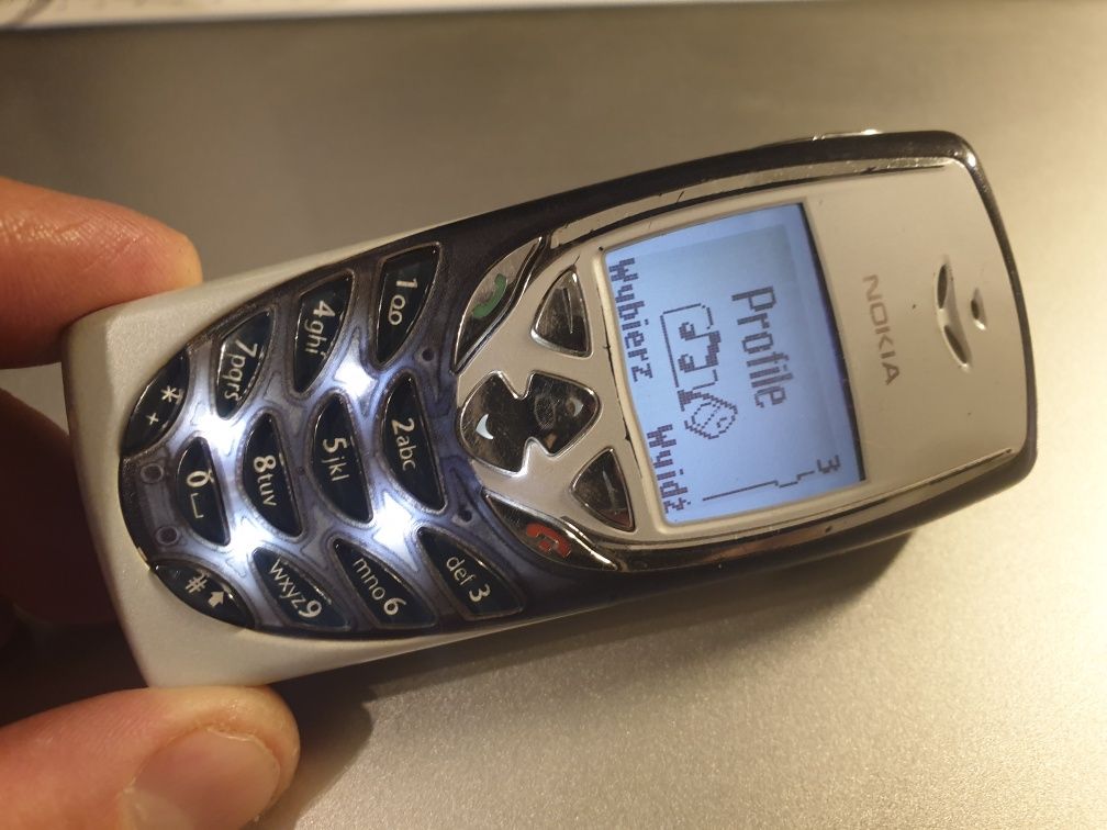 Fabrycznie Oryginalna NOKIA 8310