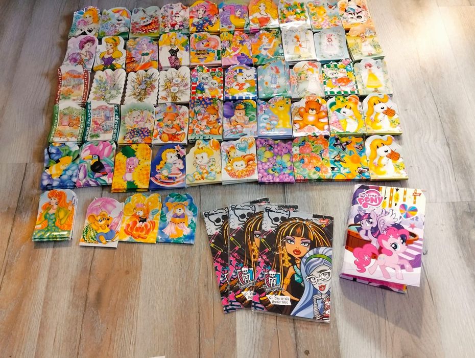 Zestaw  notesów zapachowych