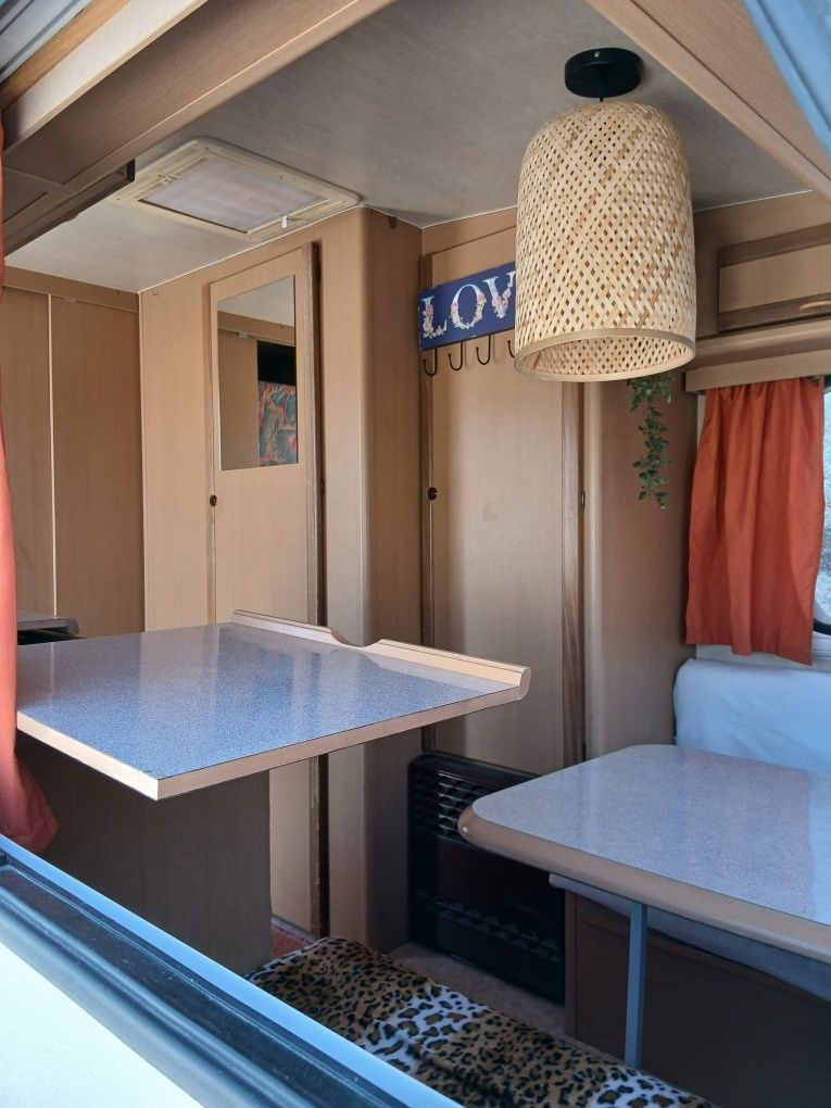 Caravana Painel solar e duche