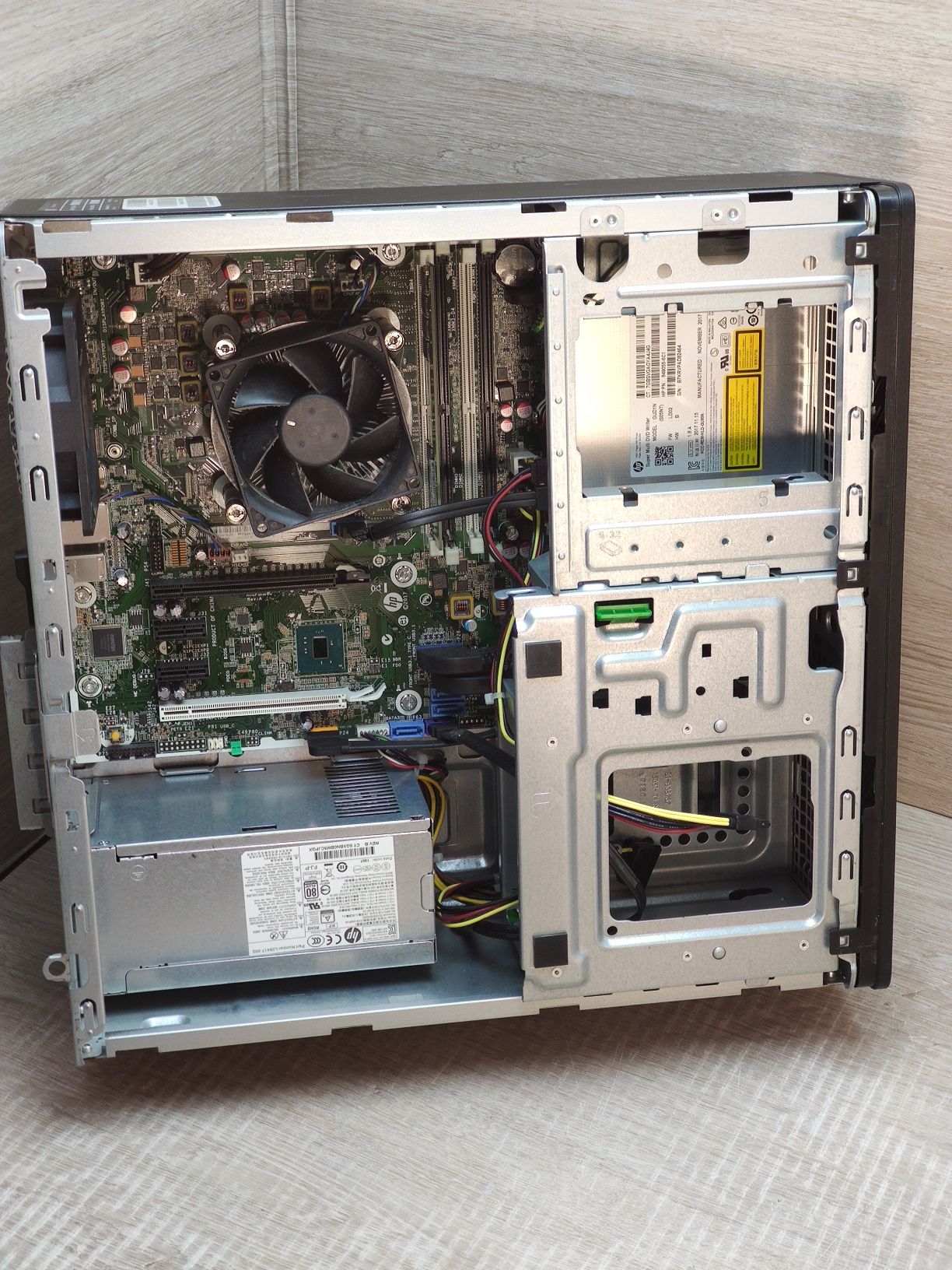 HP EliteDesk 800 G3 (intel і5-6500)/8gb ddr4)