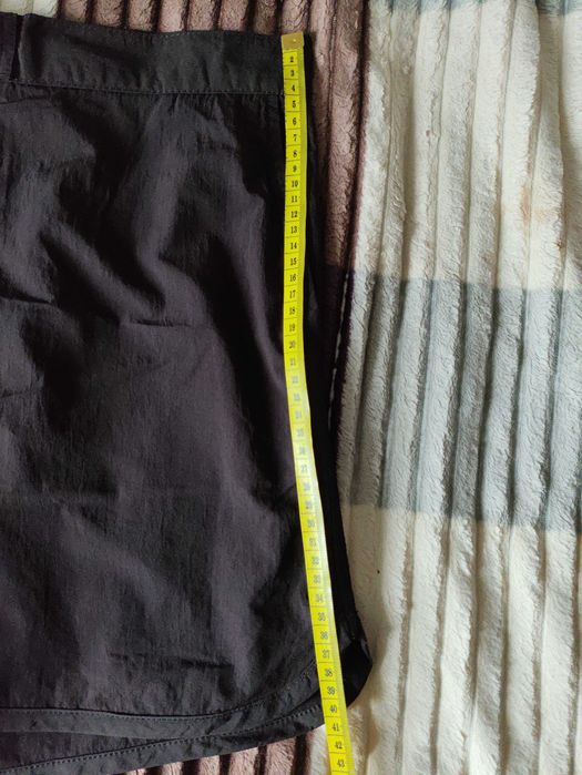 Пляжные шорты H&M однотонные тёмно-коричневые новые