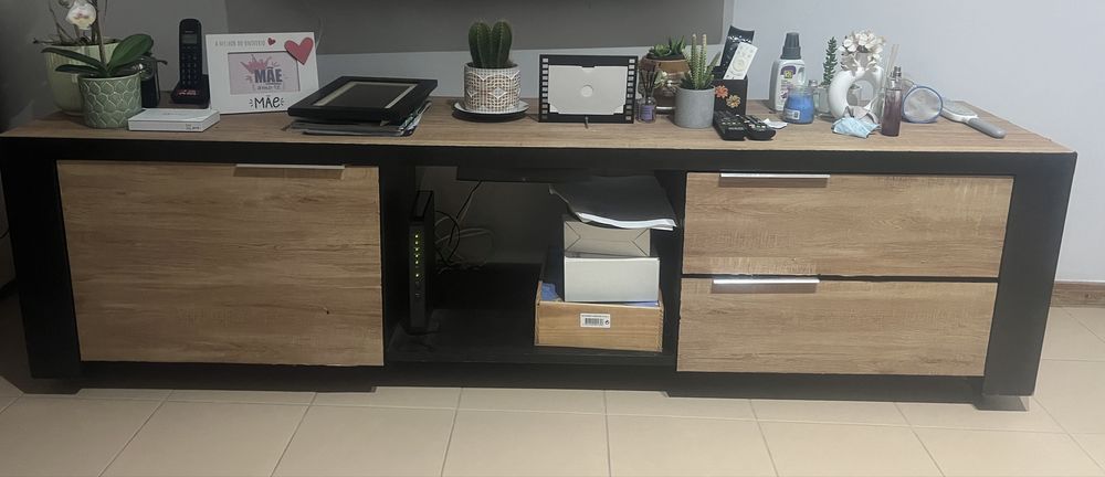 Movel TV Preto/Carvalho