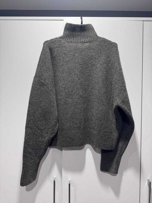 Теплий сірий светр Zara S
