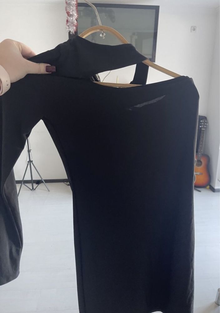 Платье мини чёрное с рукавом короткое S-M 42-44 новое
