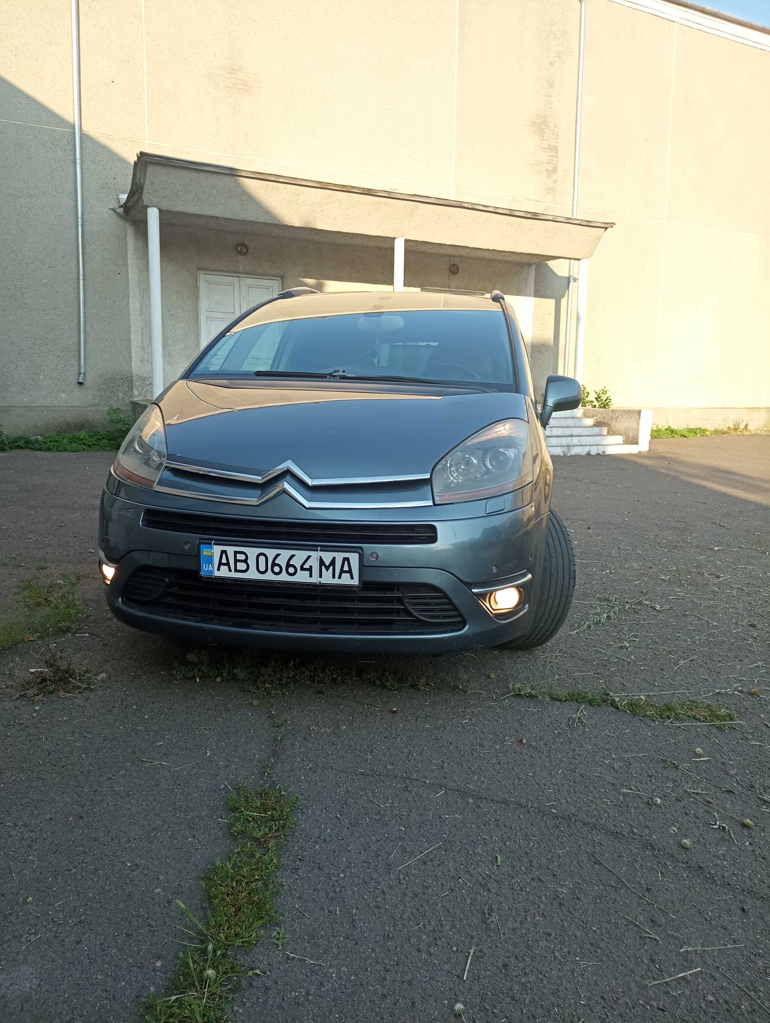 Продам Citroen Grand C4 Picasso