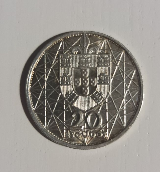 Moeda Comemorativa 20 Escudos 1966 Prata