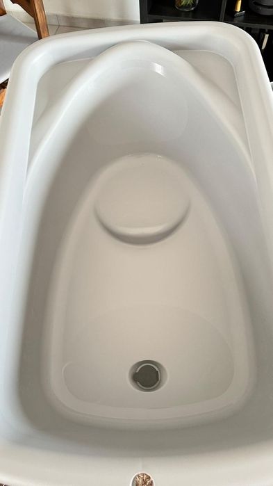 Banheira de recém nascido da marca Chico