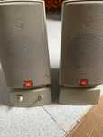 Colunas brancas JBL