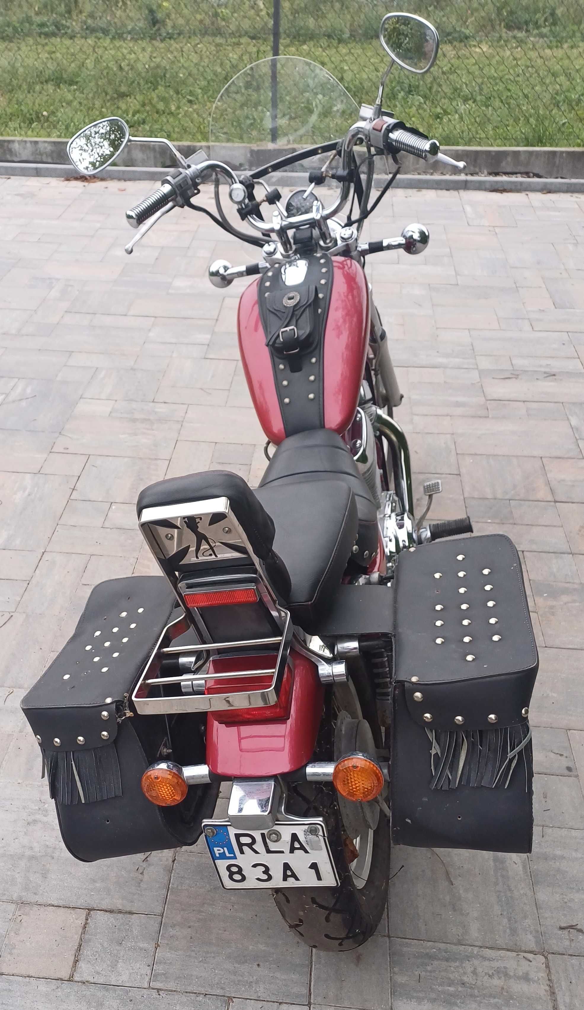 Suzuki VS 700 INTRUDER